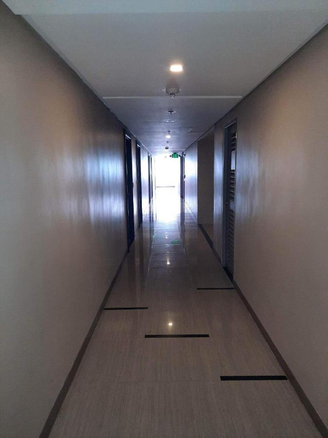 Manhattan Plaza Tower 1 Quezon City Exterior foto